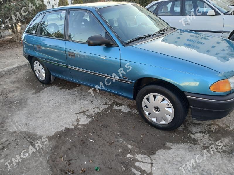 Opel Astra 1993 - 50 000 TMT - Дашогуз - img 4