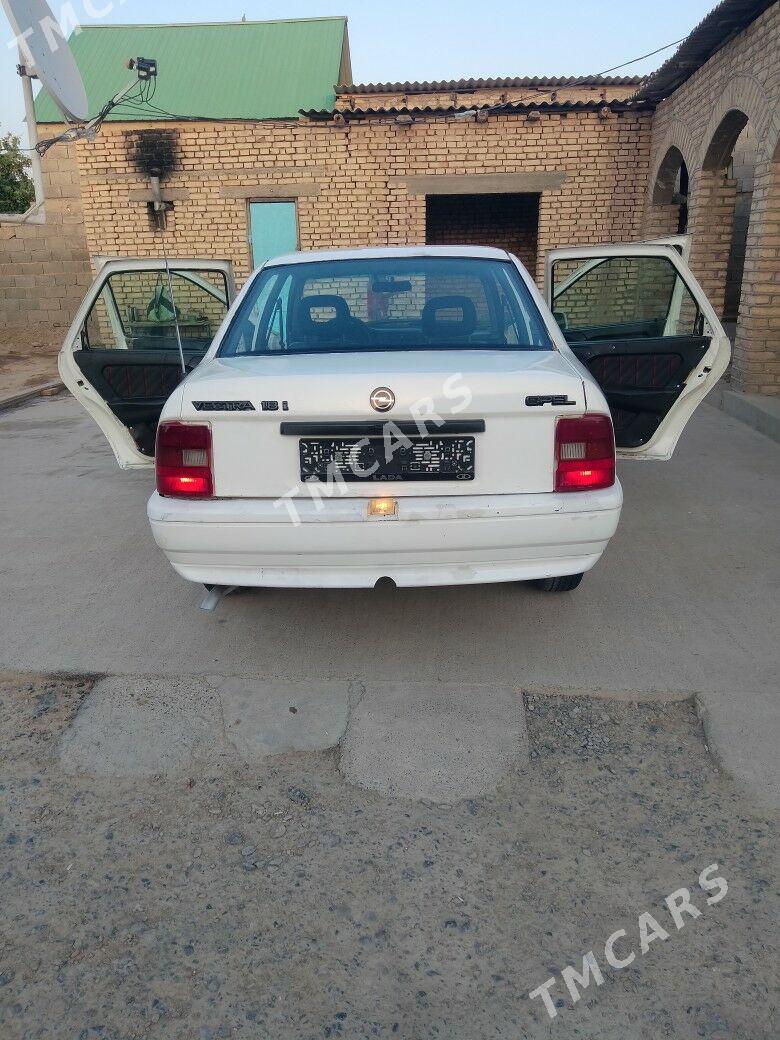 Opel Vectra 1991 - 25 000 TMT - Kaka - img 3