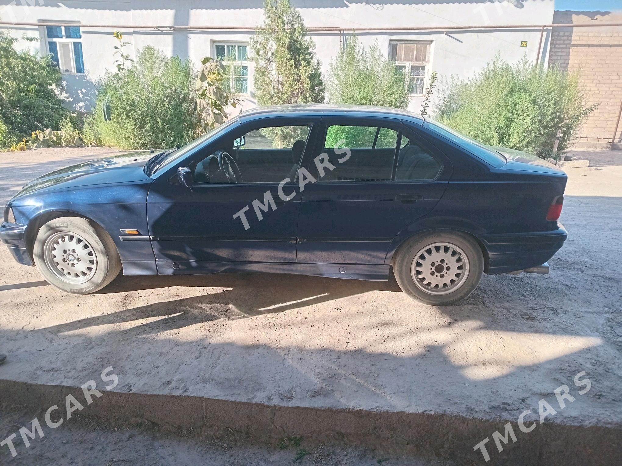 BMW 320 1992 - 35 000 TMT - Gubadag - img 4