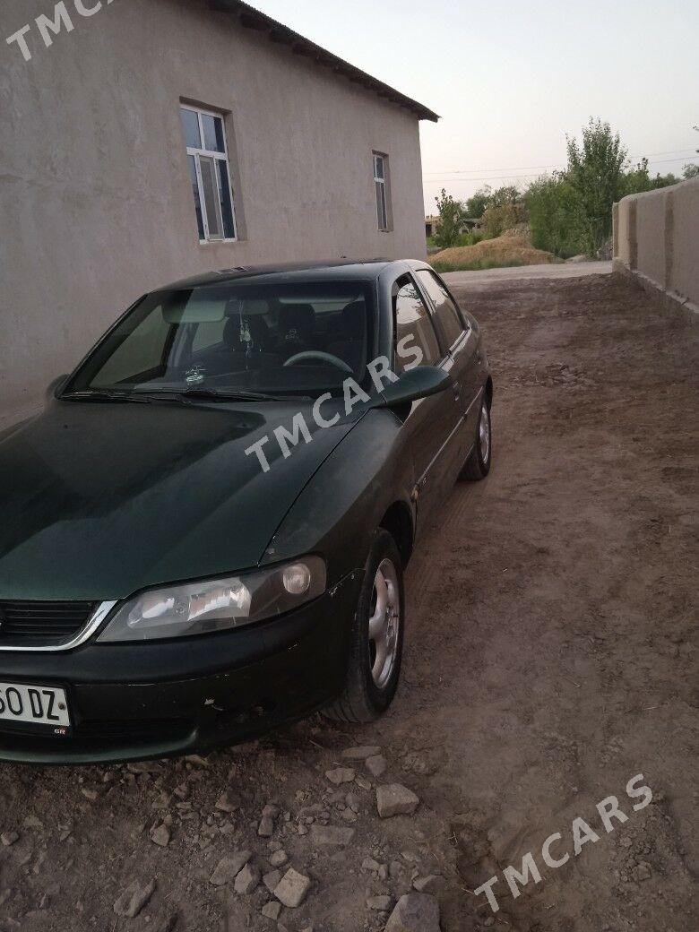 Opel Vectra 1997 - 45 000 TMT - Губадаг - img 6
