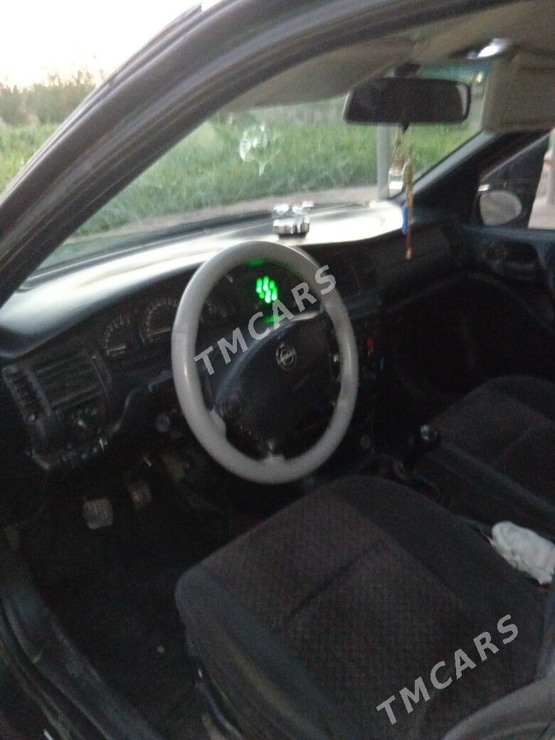Opel Vectra 1997 - 45 000 TMT - Губадаг - img 4