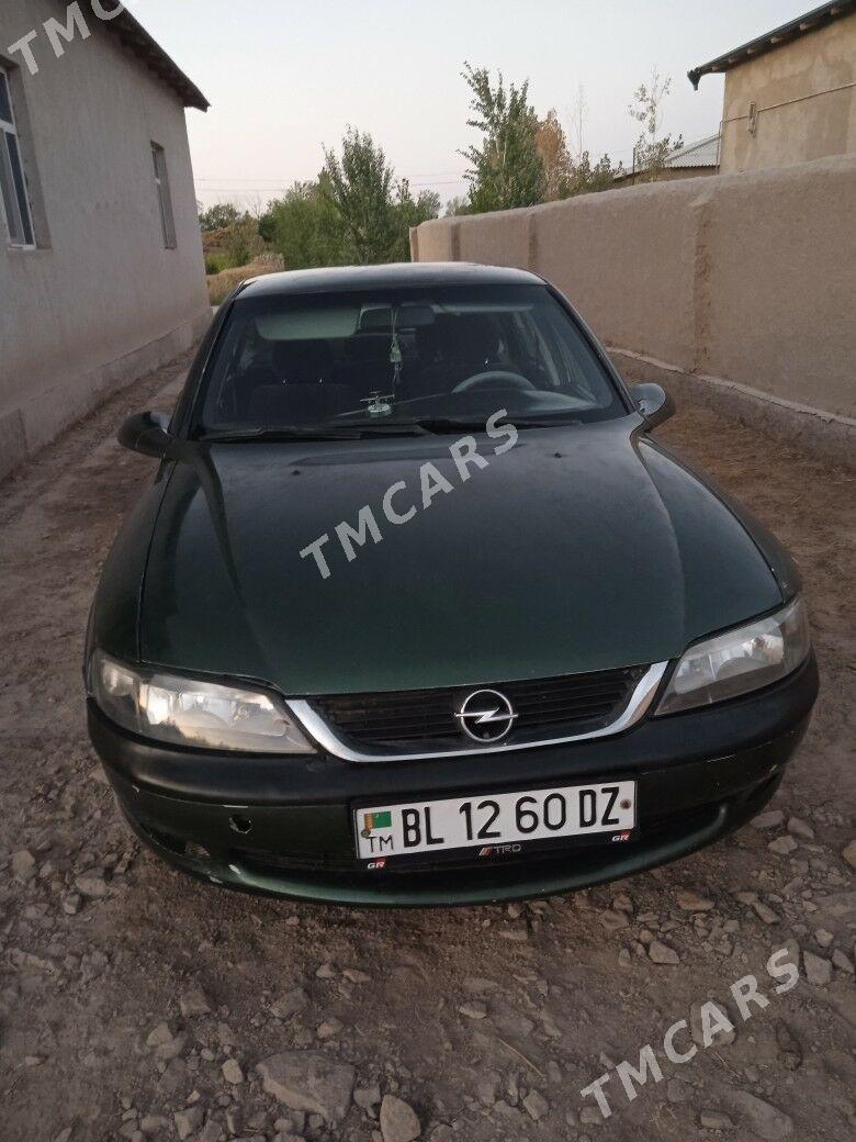 Opel Vectra 1997 - 45 000 TMT - Губадаг - img 3