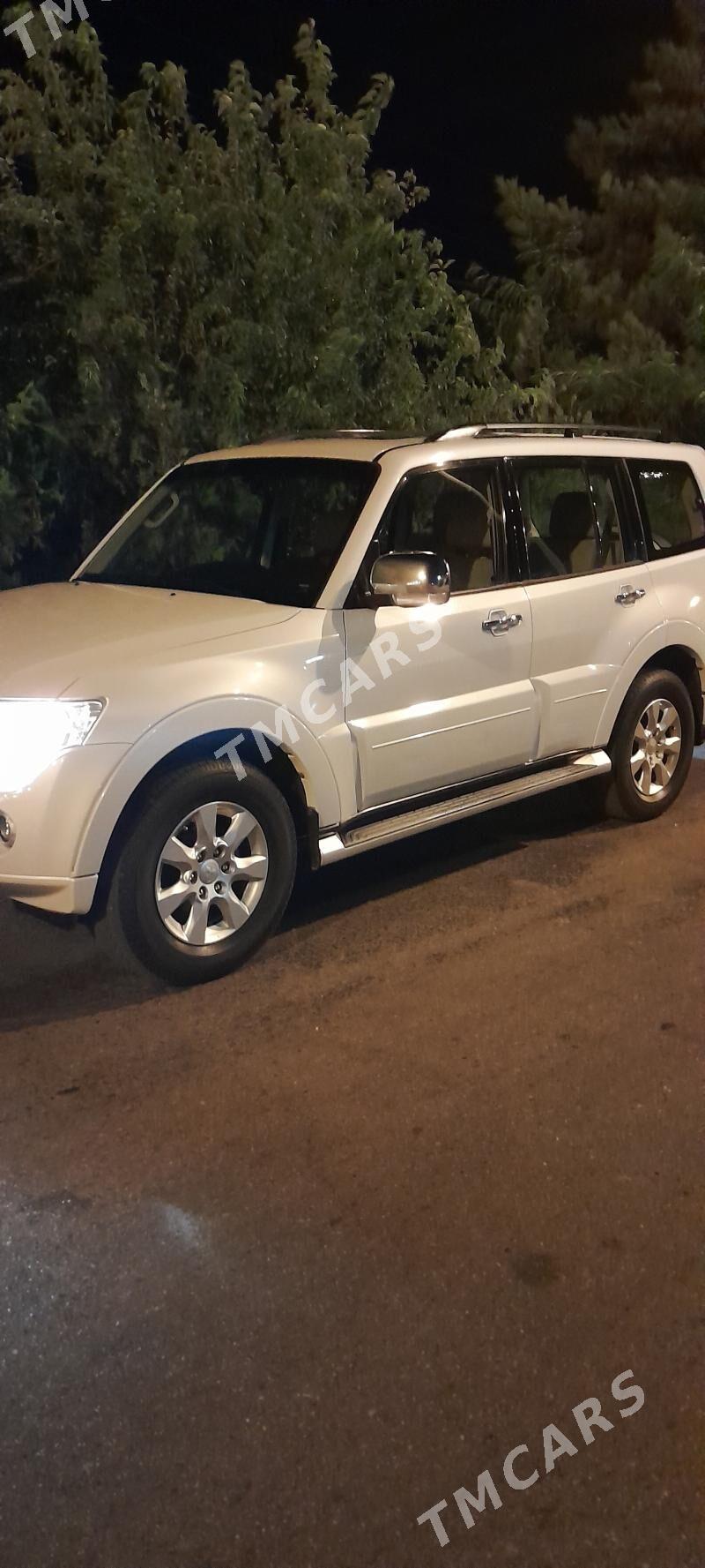 Mitsubishi Pajero 2010 - 240 000 TMT - Türkmenbaşy - img 6