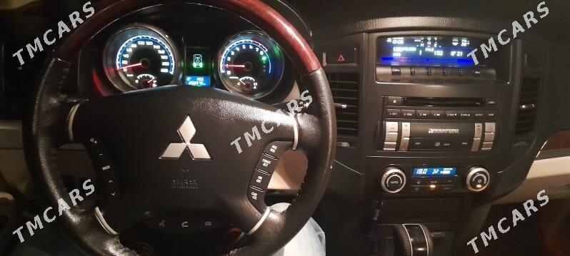 Mitsubishi Pajero 2010 - 240 000 TMT - Türkmenbaşy - img 7
