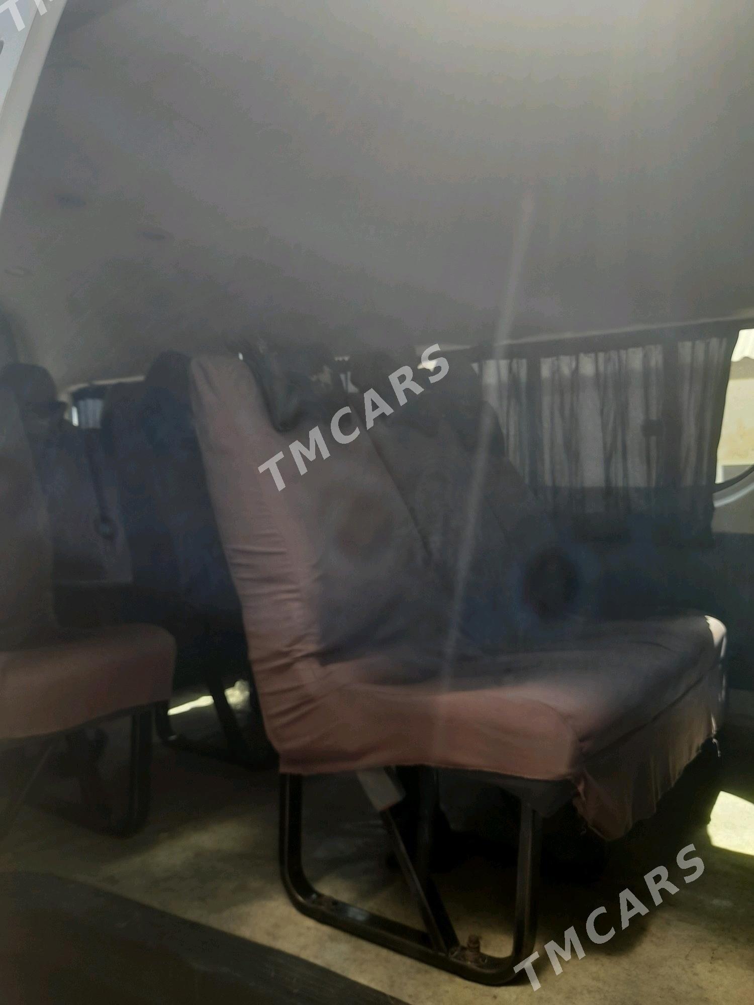 Toyota Hiace 2007 - 260 000 TMT - Esenguly - img 5