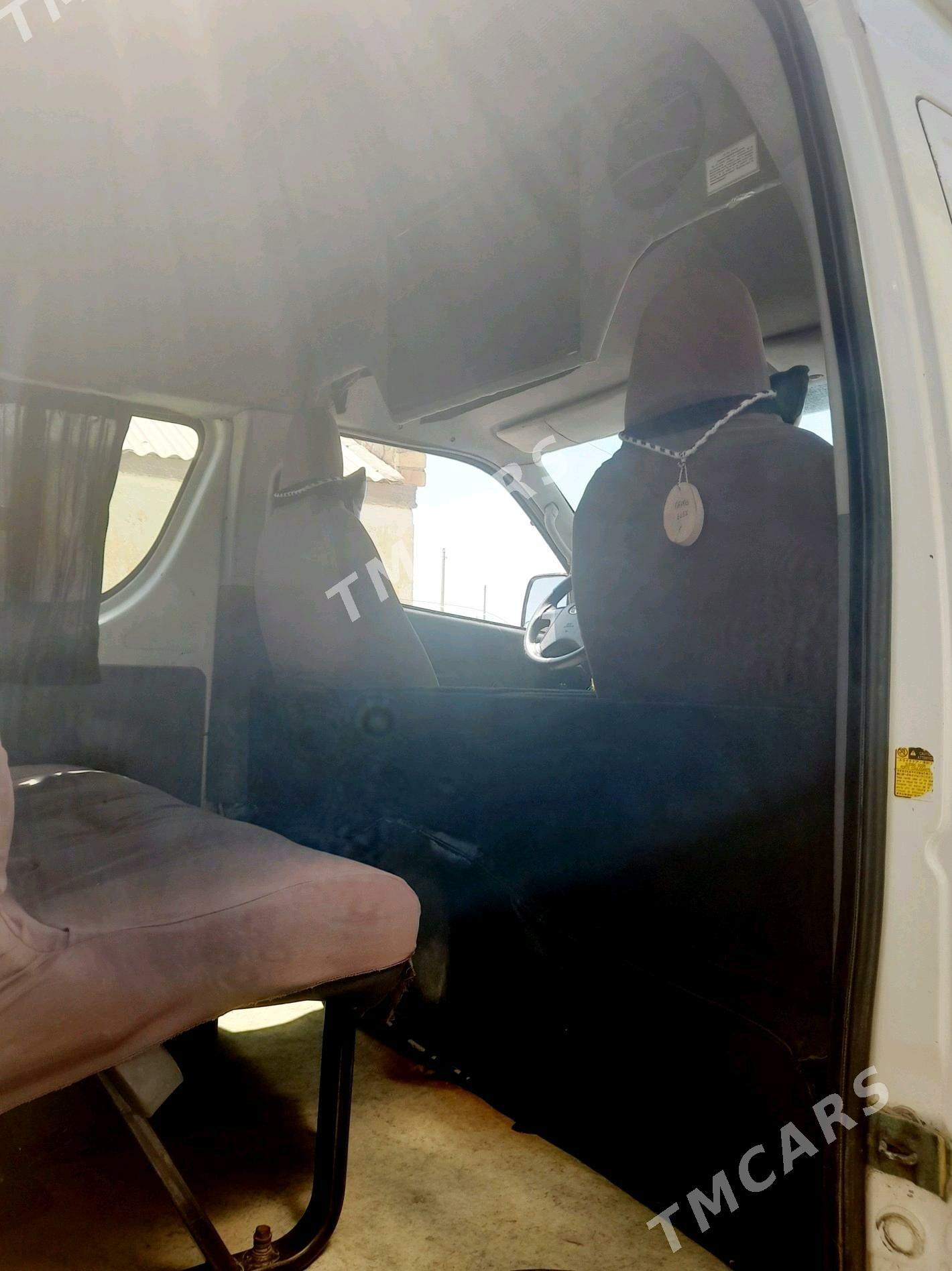 Toyota Hiace 2007 - 260 000 TMT - Esenguly - img 6