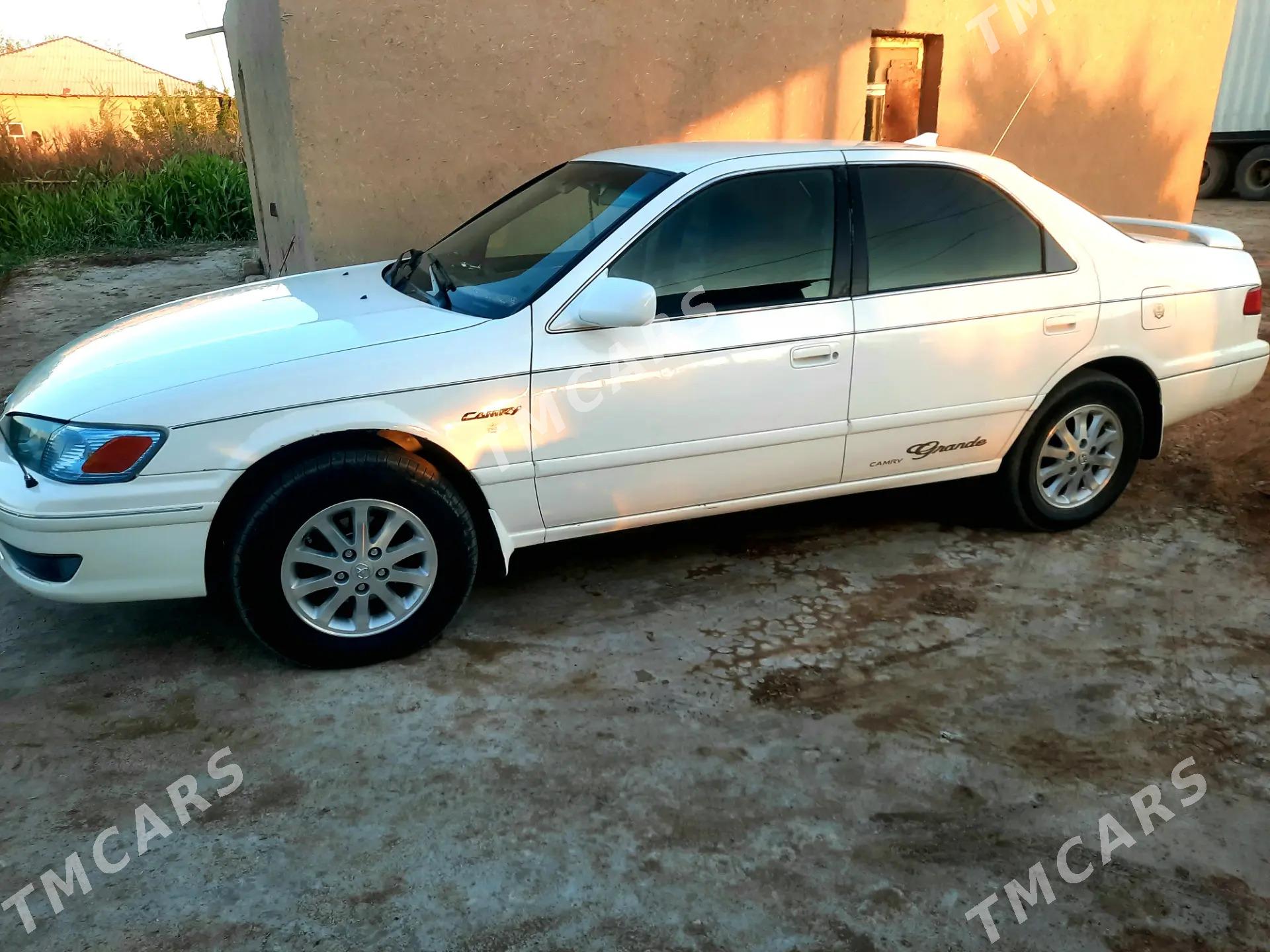 Toyota Camry 2000 - 145 000 TMT - етр. Туркменбаши - img 5