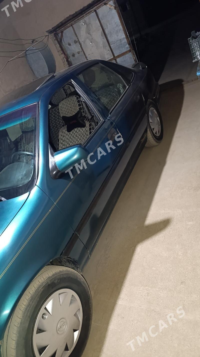 Opel Vectra 1994 - 44 000 TMT - Şabat etr. - img 4