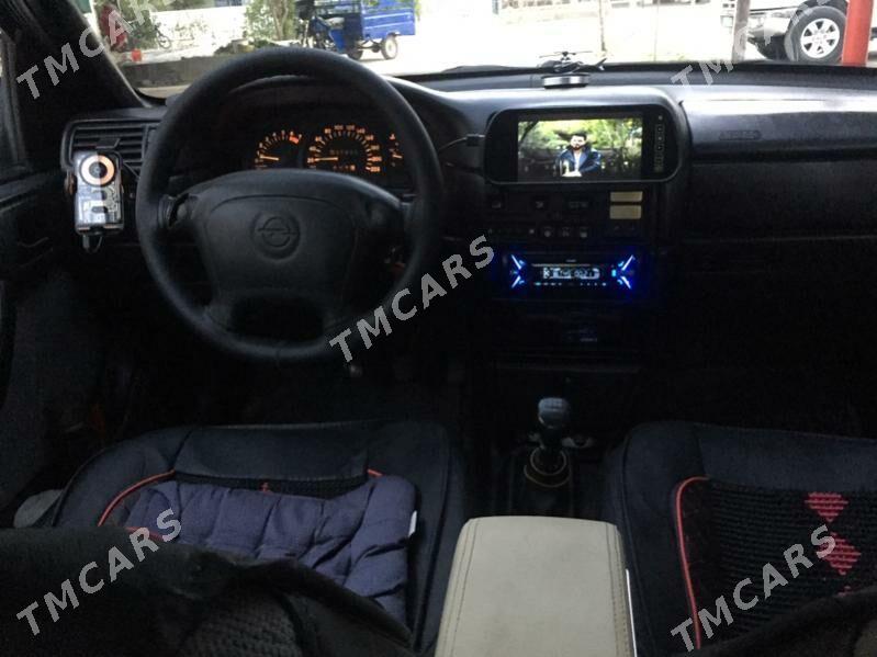 Opel Vectra 1995 - 47 000 TMT - Балканабат - img 3