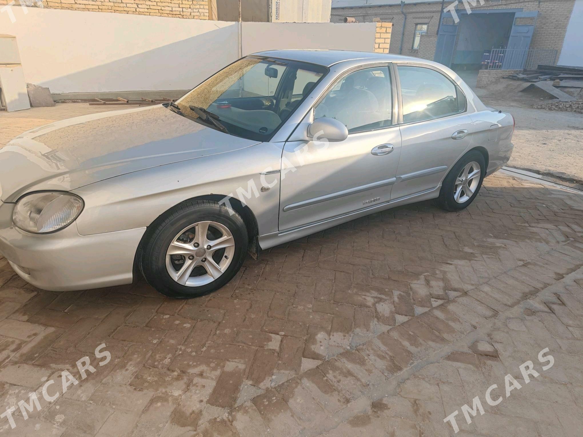 Hyundai Sonata 2001 - 70 000 TMT - Halaç - img 5