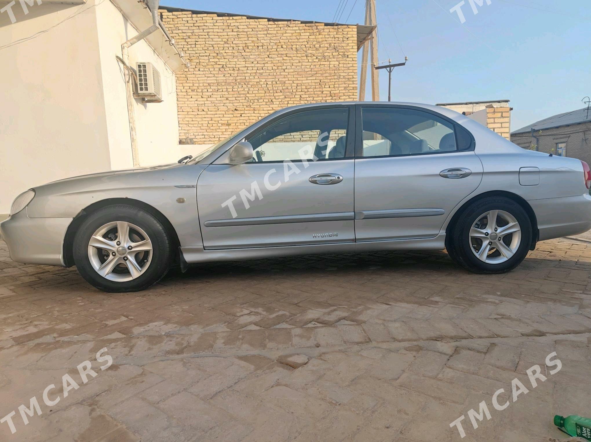 Hyundai Sonata 2001 - 70 000 TMT - Halaç - img 2