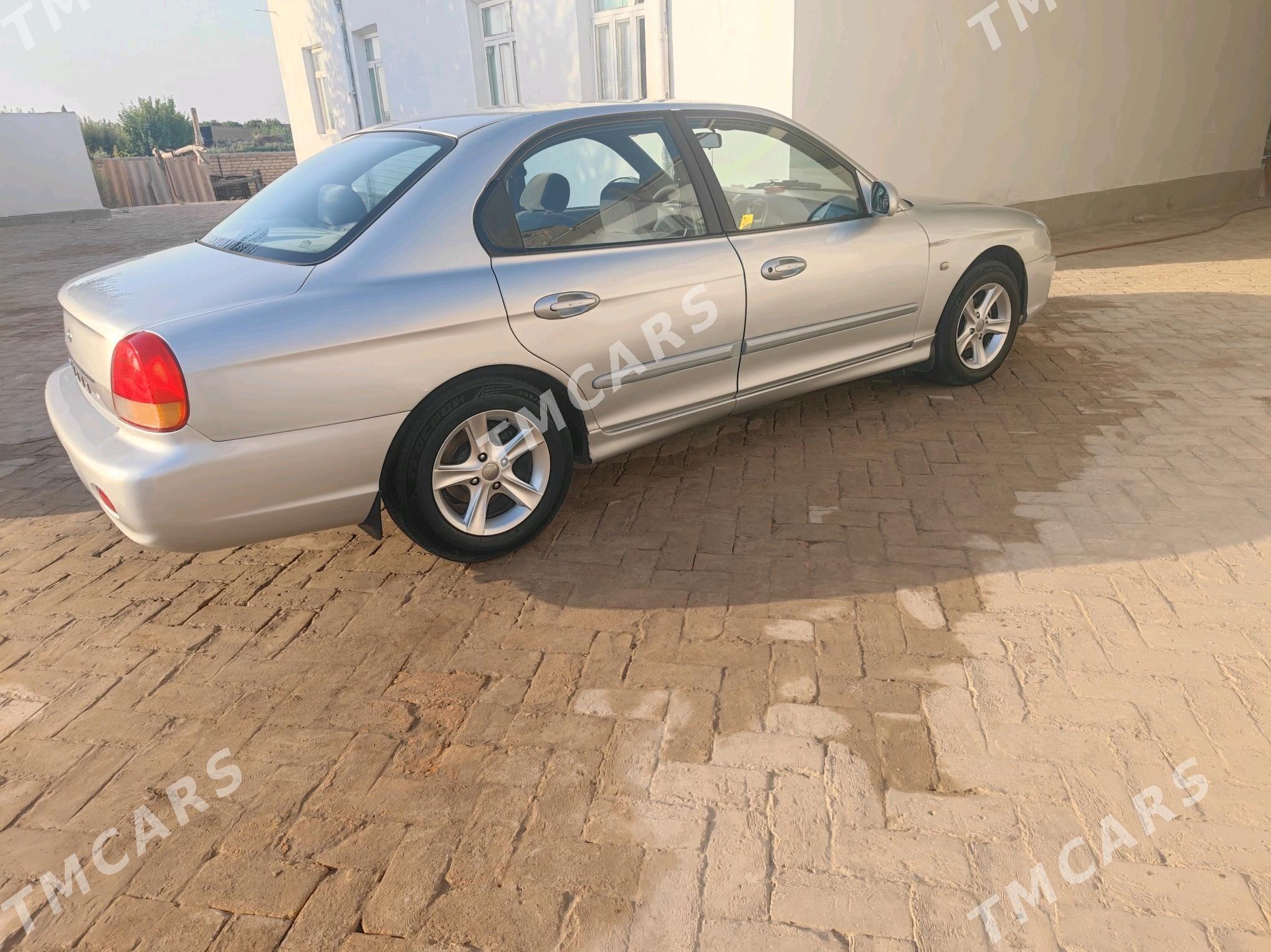 Hyundai Sonata 2001 - 70 000 TMT - Halaç - img 4