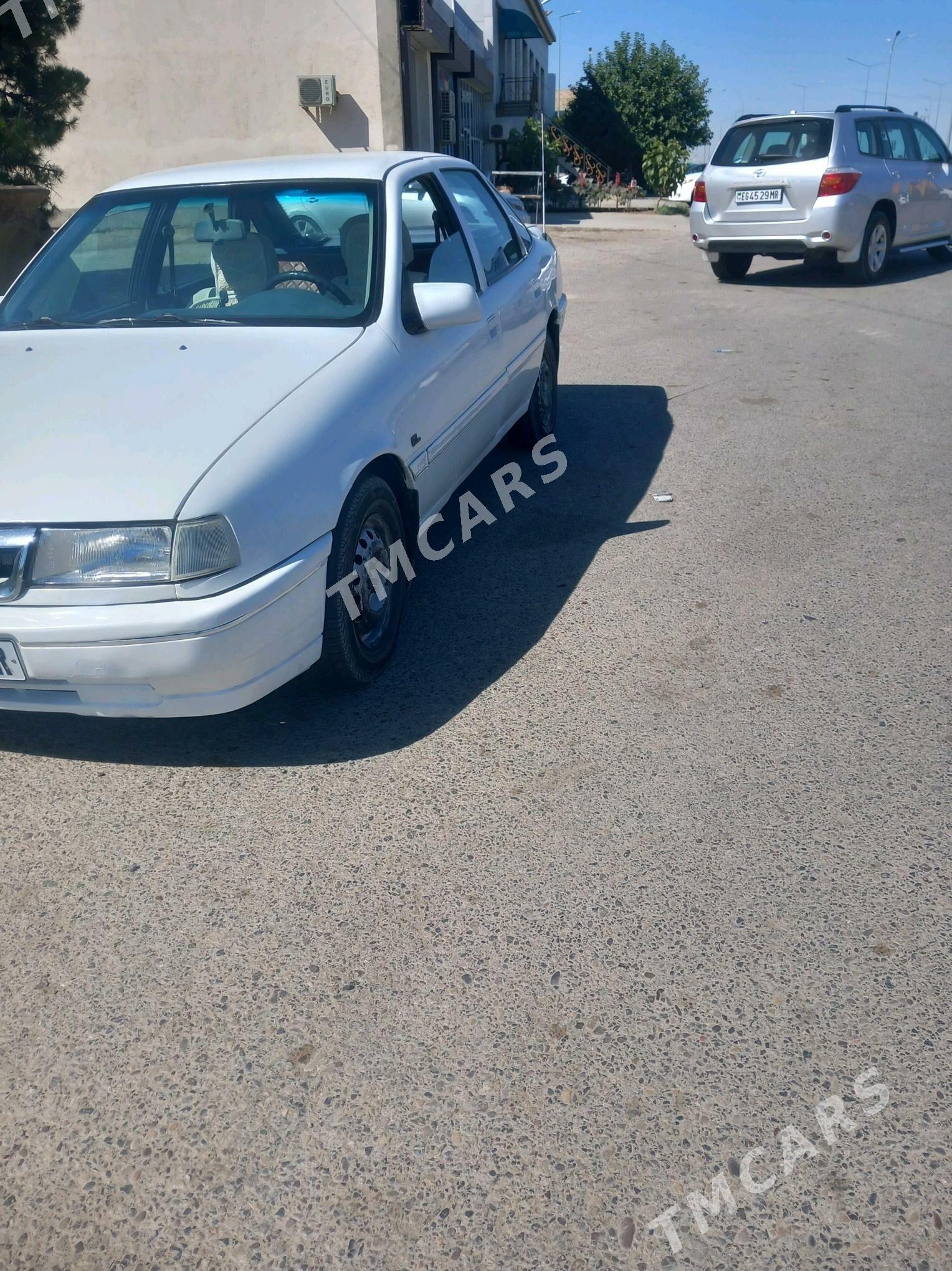 Opel Vectra 1990 - 27 000 TMT - Мургап - img 2