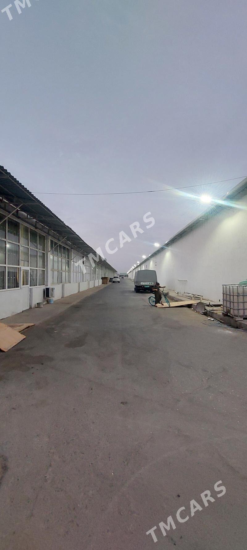 Satlyk Bazar Hususy Emläk - Ашхабад - img 2