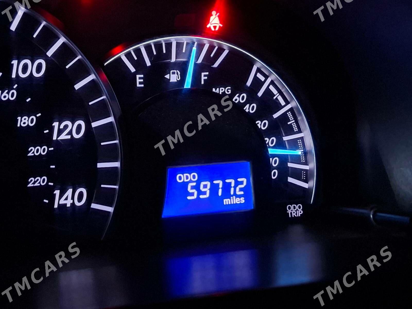 Toyota Camry 2012 - 250 000 TMT - Дашогуз - img 3