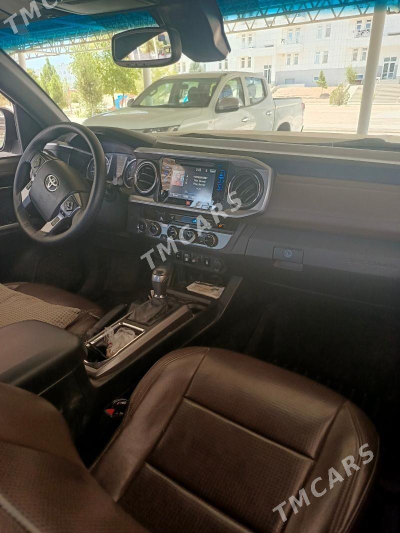 Toyota Tacoma 2018 - 400 000 TMT - Türkmenbaşy etr. - img 3