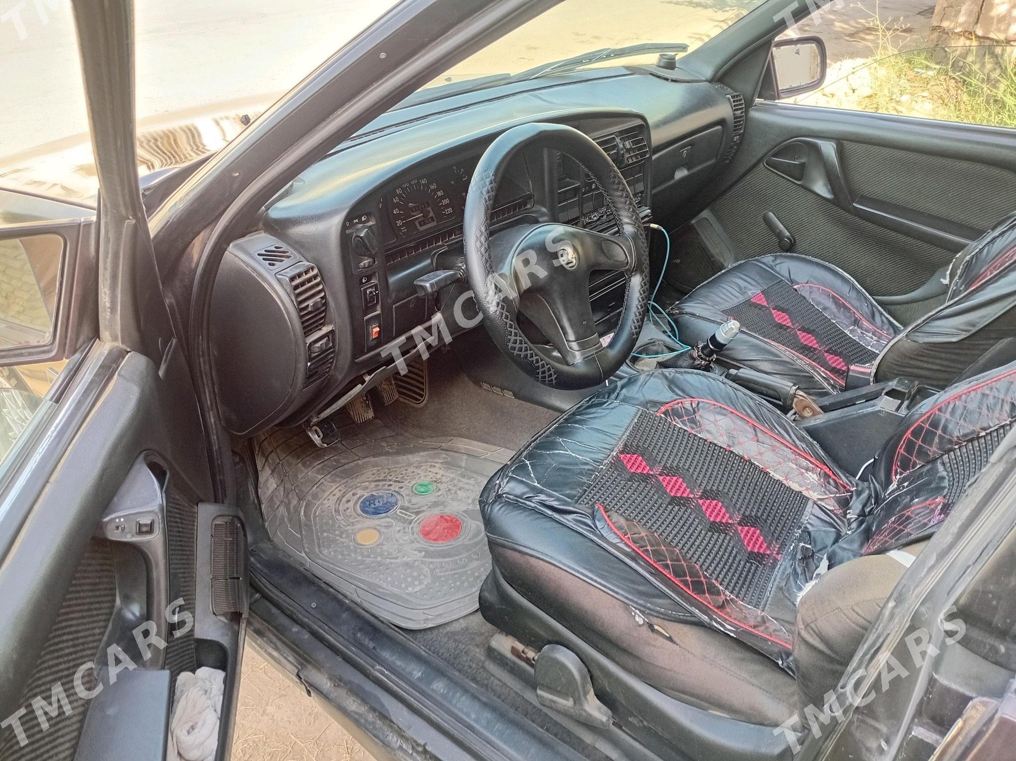 Opel Omega 1993 - 25 000 TMT - Саят - img 5