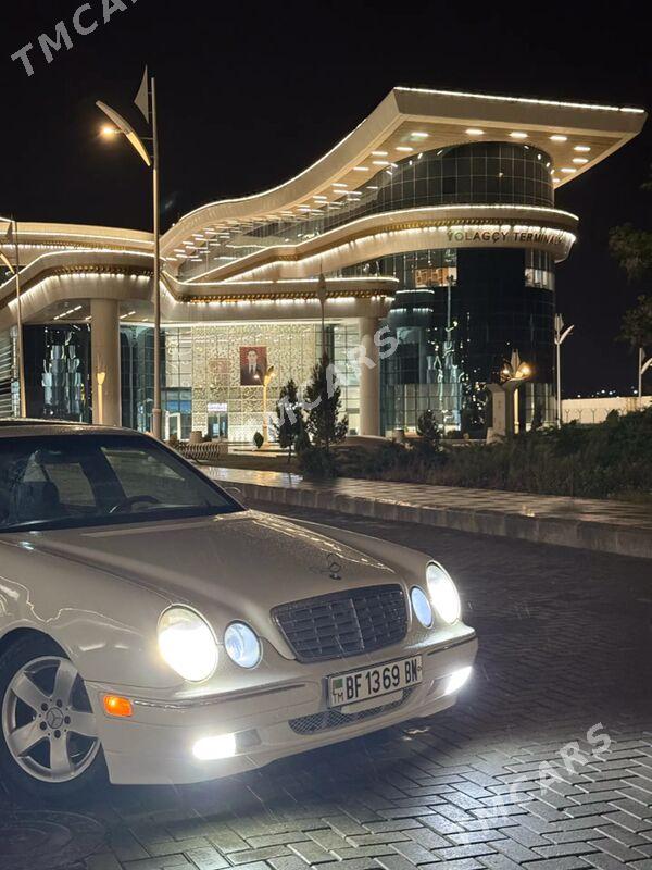 Mercedes-Benz E320 2002 - 107 000 TMT - Türkmenbaşy - img 9