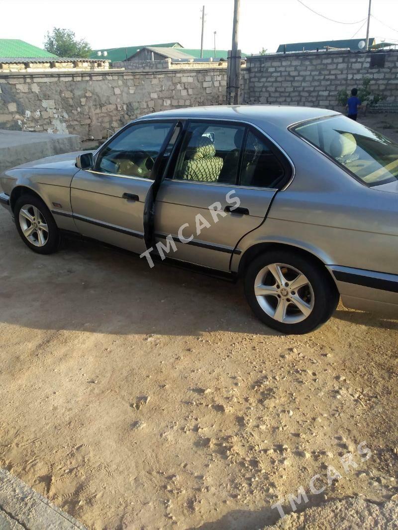 BMW 535 1989 - 35 000 TMT - Türkmenbaşy - img 6