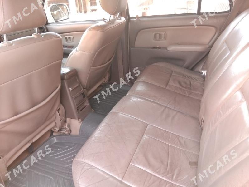 Toyota 4Runner 2000 - 134 000 TMT - Mary - img 6