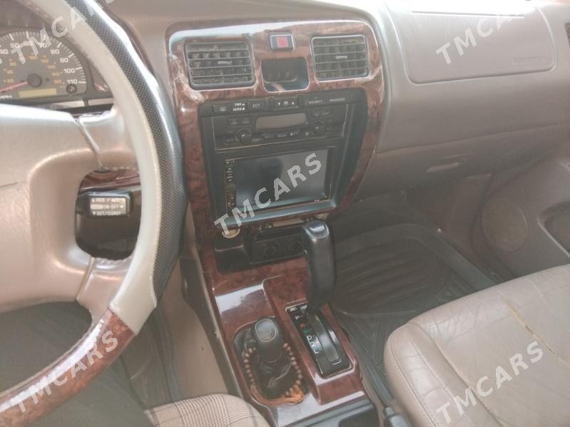 Toyota 4Runner 2000 - 134 000 TMT - Mary - img 3