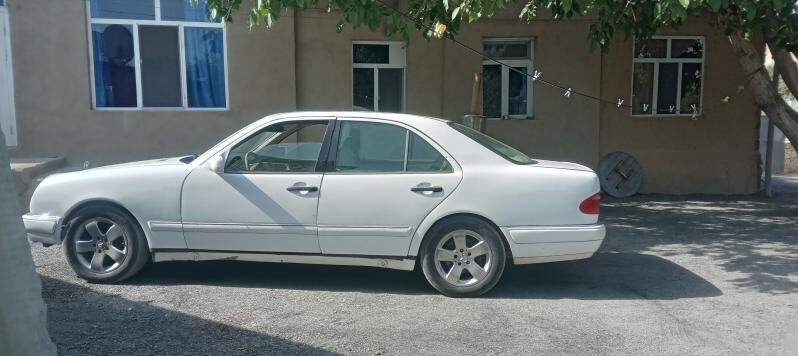 Mercedes-Benz E320 1999 - 65 000 TMT - Бахарден - img 3