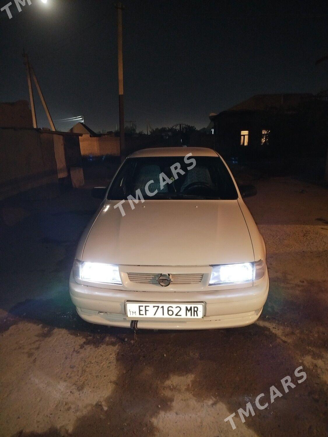 Opel Vectra 1995 - 28 000 TMT - Мары - img 6