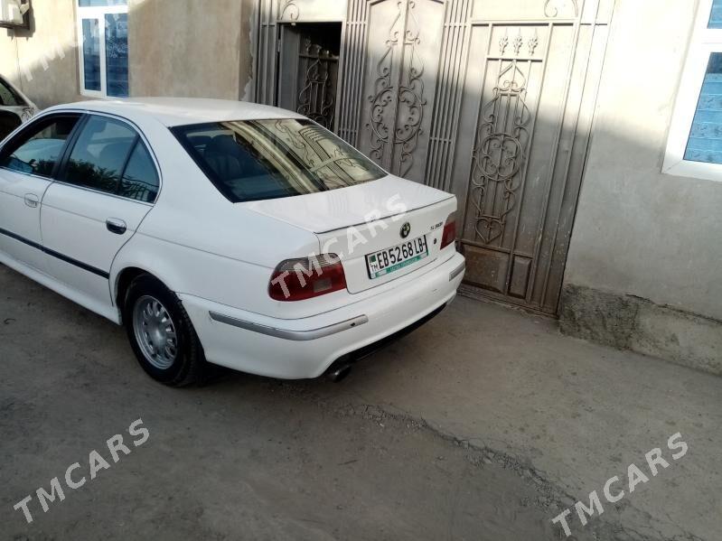 BMW E39 2001 - 70 000 TMT - Türkmenabat - img 2