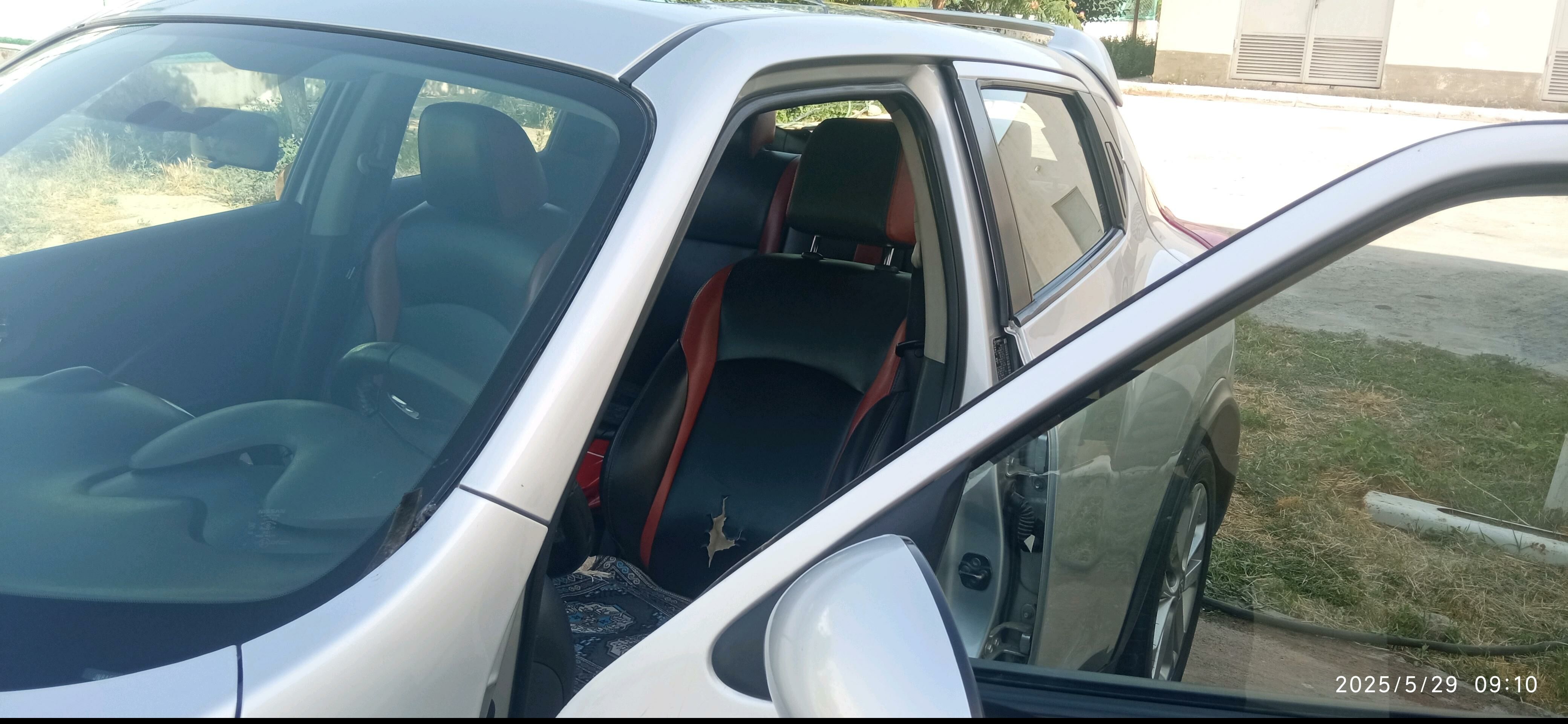 Nissan Versa 2010 - 140 000 TMT - Änew - img 3
