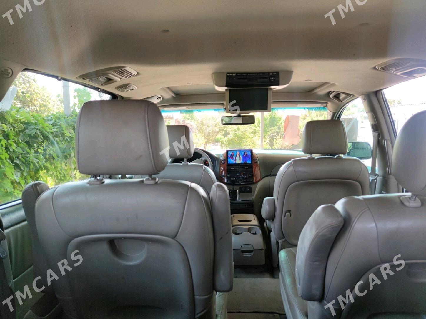 Toyota Sienna 2006 - 230 000 TMT - Ёлётен - img 2