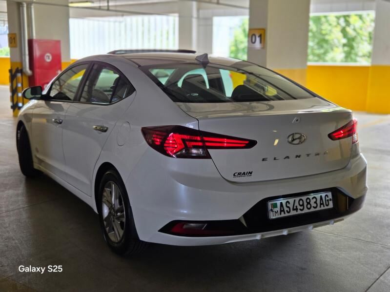 Hyundai Elantra 2019 - 239 000 TMT - Olimpiýa şäherçesi - img 10