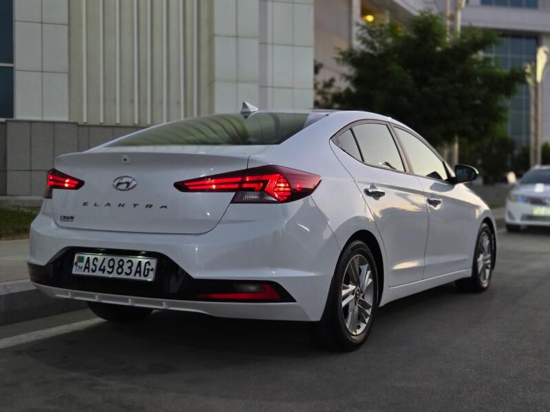 Hyundai Elantra 2019 - 239 000 TMT - Olimpiýa şäherçesi - img 7