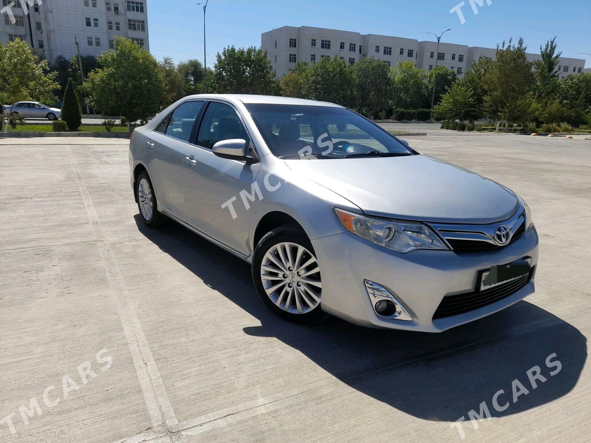 Toyota Camry 2012 - 200 000 TMT - Дашогуз - img 4
