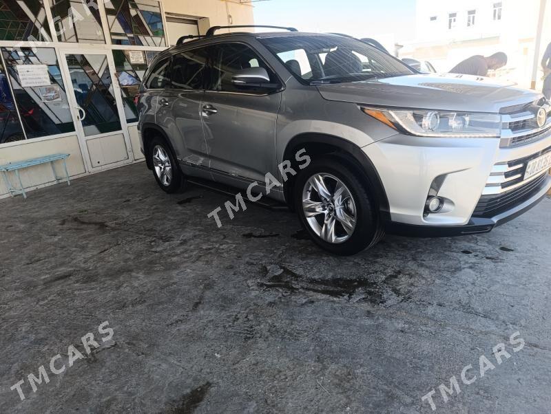 Toyota Highlander 2018 - 438 000 TMT - Türkmenabat - img 2