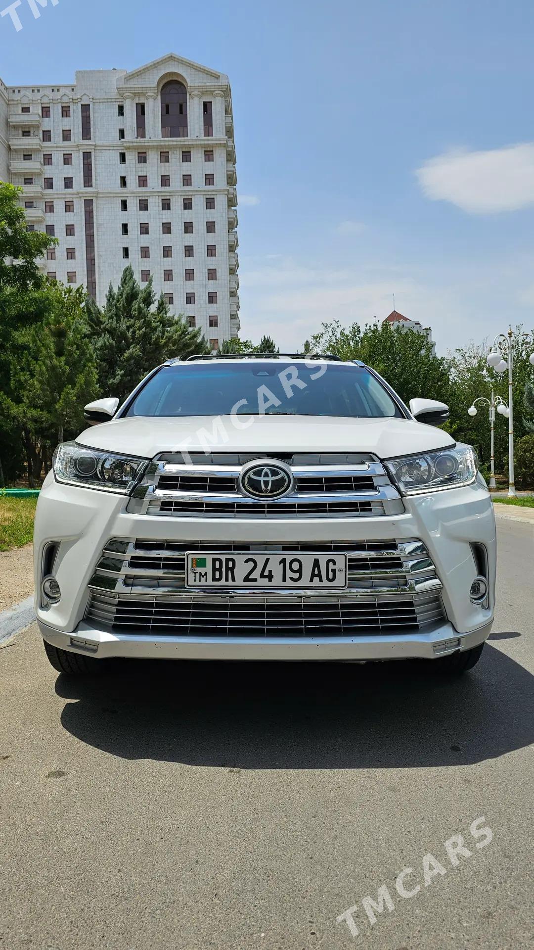 Toyota Highlander 2018 - 430 000 TMT - Ашхабад - img 1