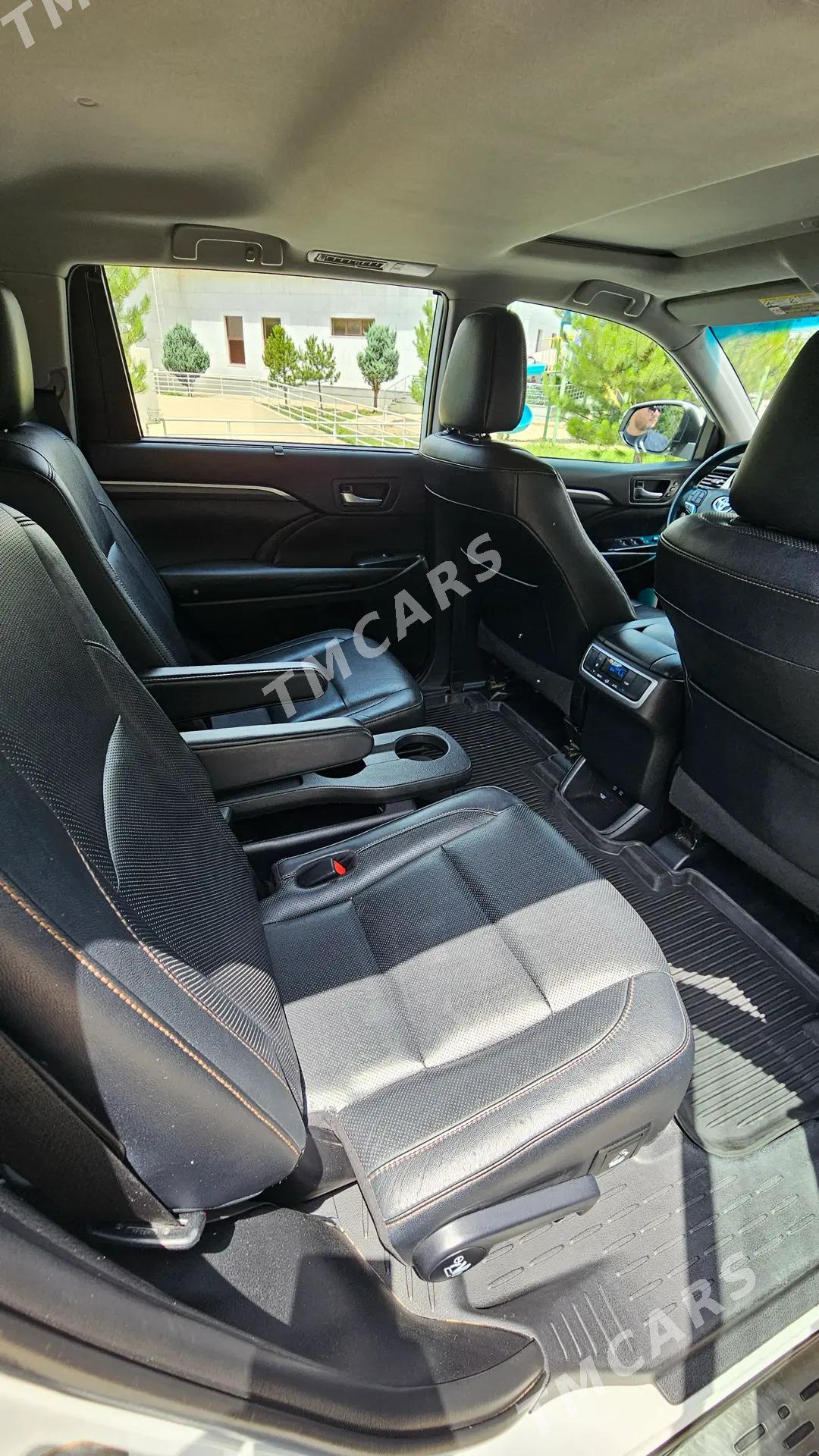 Toyota Highlander 2018 - 430 000 TMT - Ашхабад - img 6