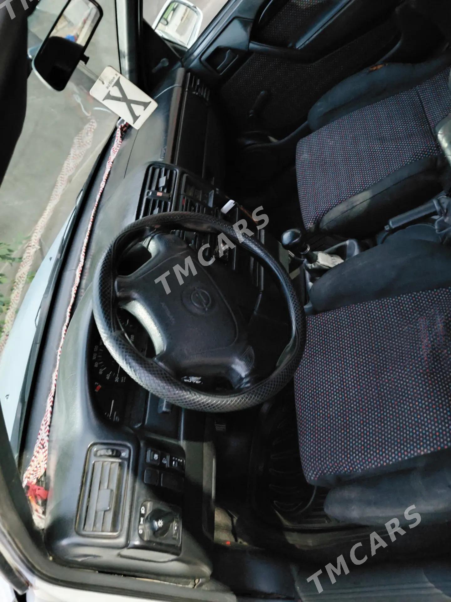 Opel Vectra 1994 - 35 000 TMT - Дашогуз - img 4