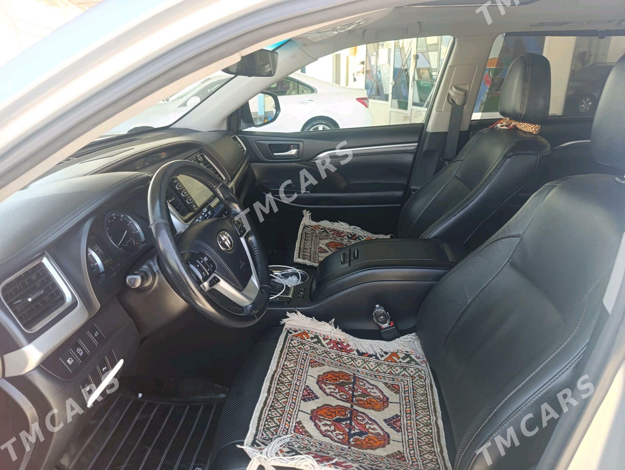 Toyota Highlander 2018 - 438 000 TMT - Türkmenabat - img 6