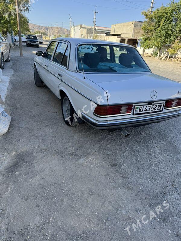Mercedes-Benz W123 1981 - 30 000 TMT - Гызыларбат - img 3
