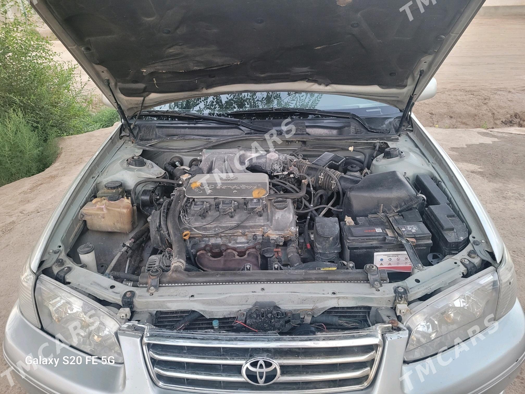 Toyota Camry 2000 - 135 000 TMT - Акдепе - img 4