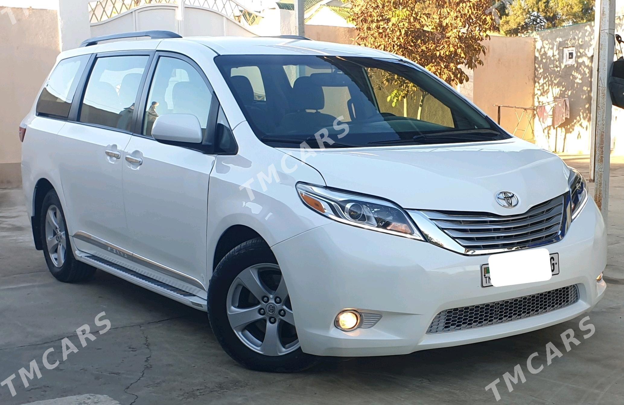 Toyota Sienna 2015 - 340 000 TMT - Багир - img 5