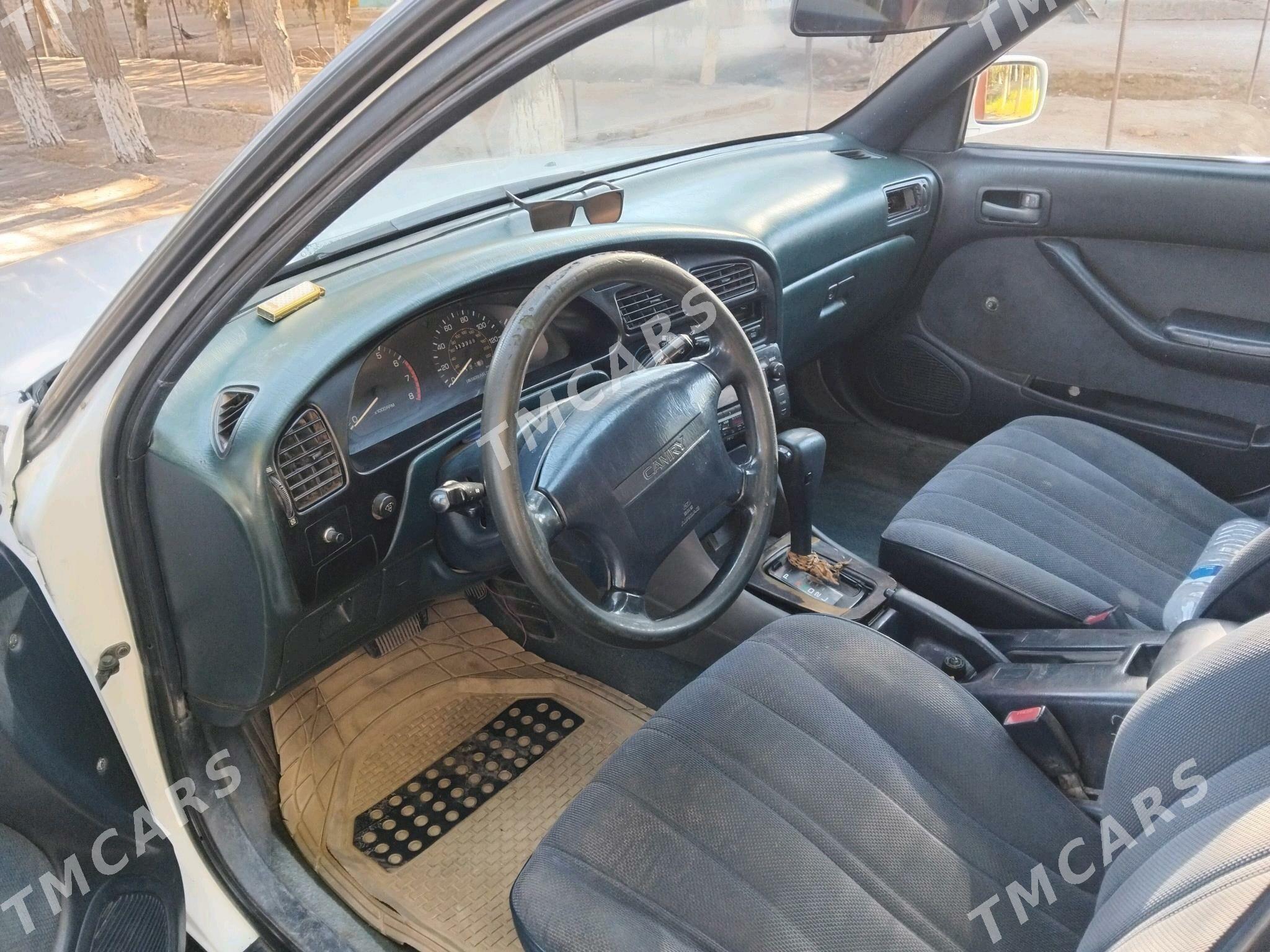Toyota Camry 1993 - 78 000 TMT - Sakar - img 4