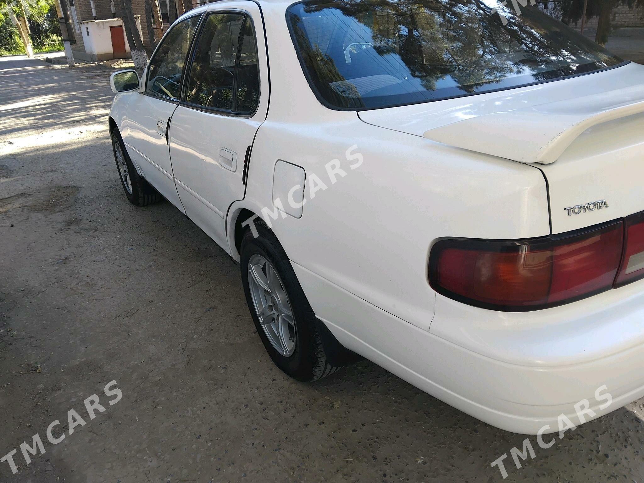 Toyota Camry 1993 - 78 000 TMT - Sakar - img 5