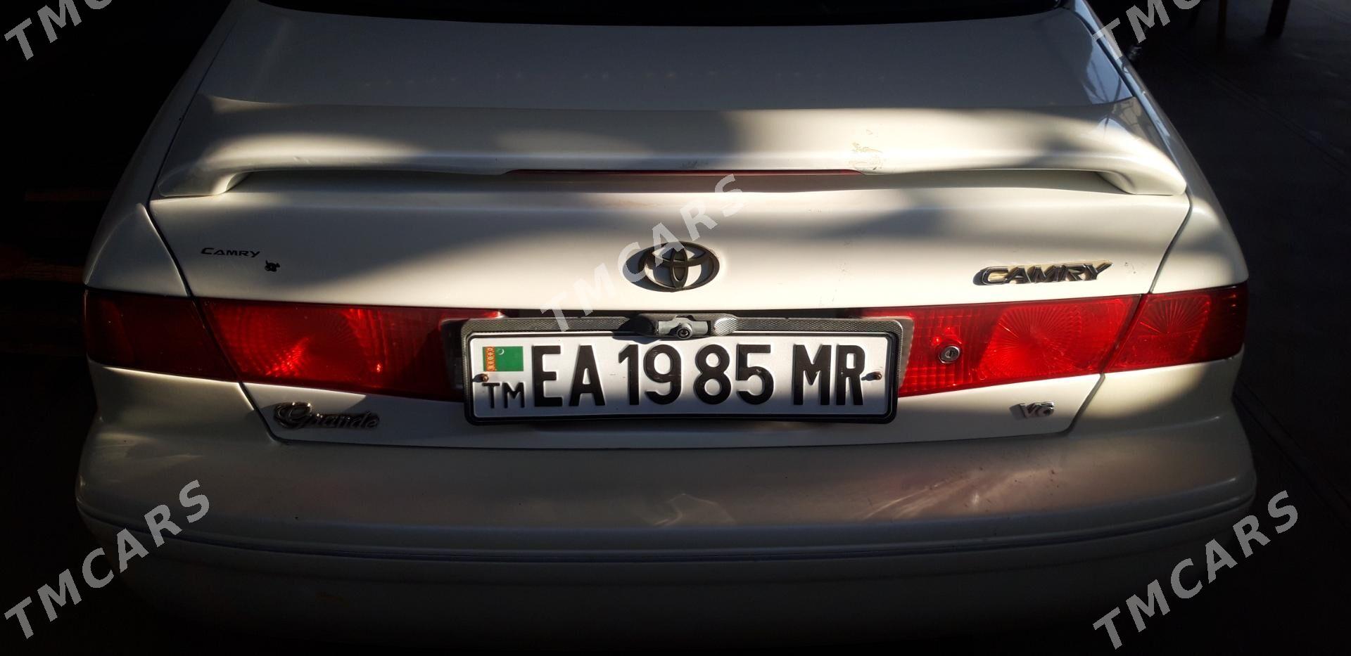 Toyota Camry 2001 - 135 000 TMT - Ýolöten - img 3