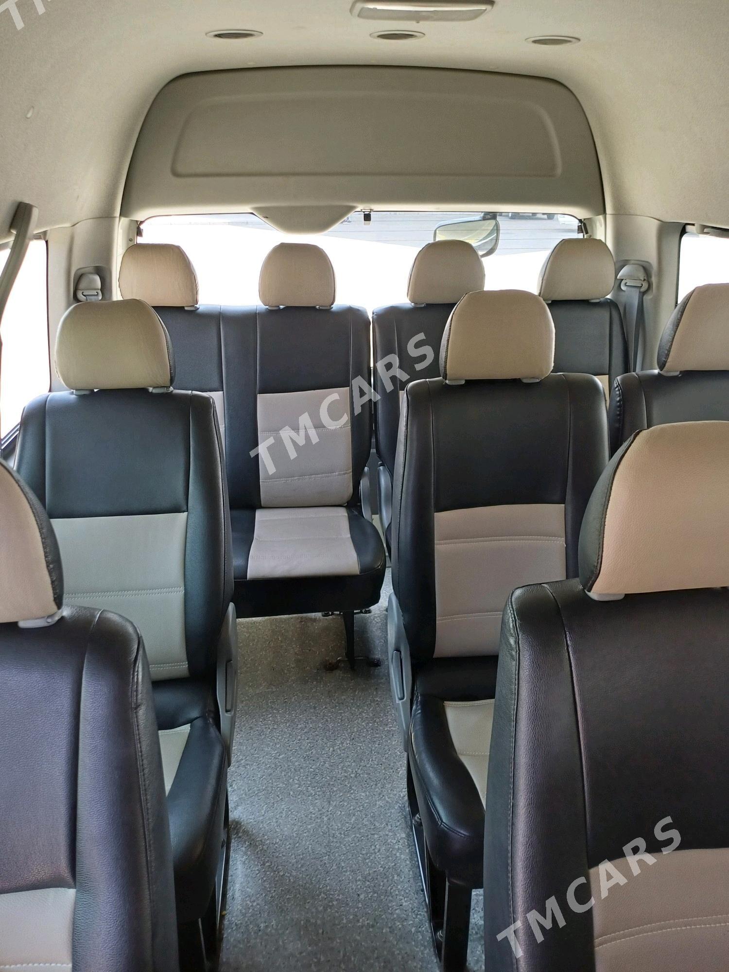 Toyota Hiace 2009 - 460 000 TMT - Balkanabat - img 5