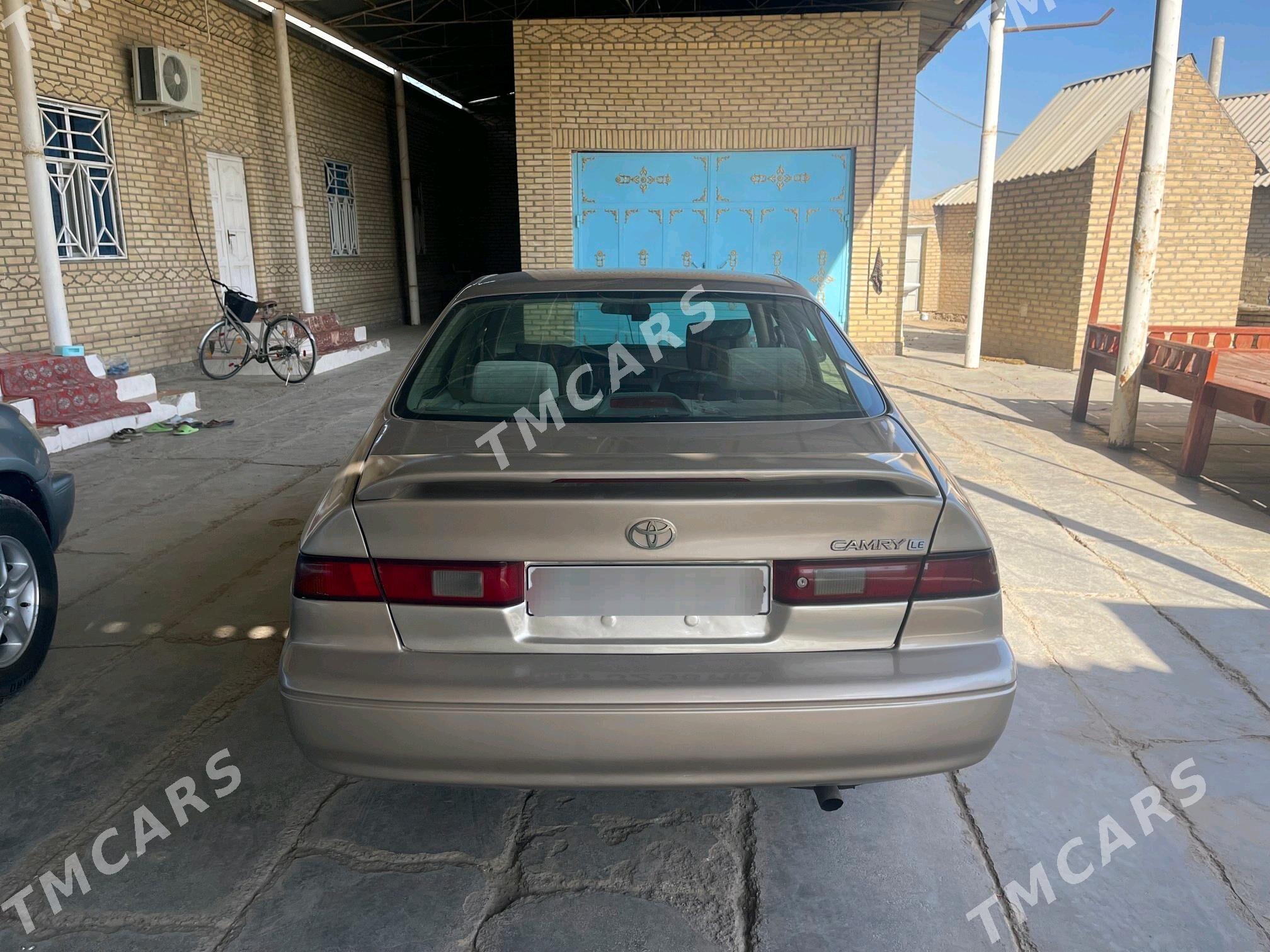Toyota Camry 1997 - 119 000 TMT - Векильбазар - img 4