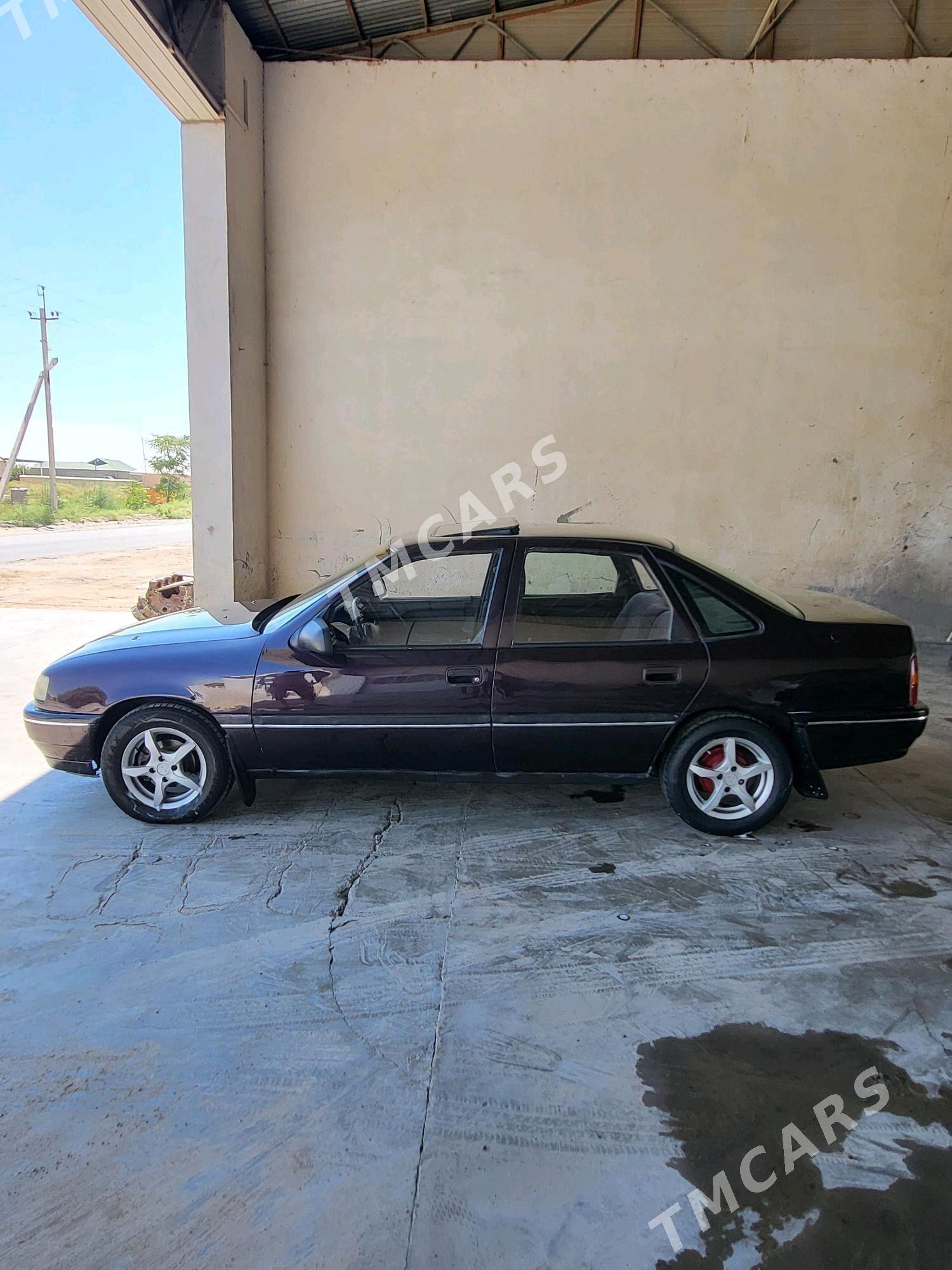 Opel Vectra 1992 - 32 000 TMT - Векильбазар - img 3