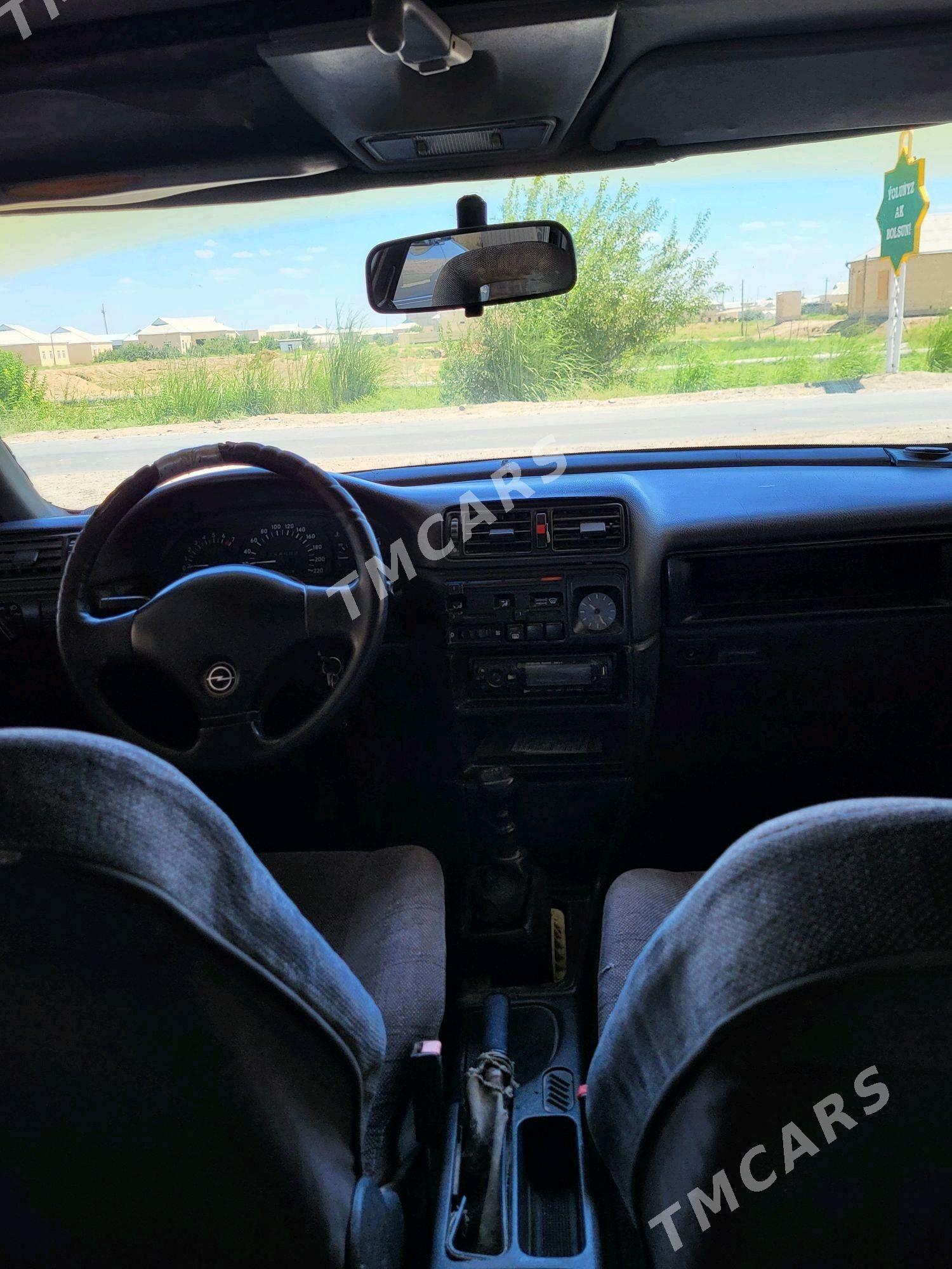 Opel Vectra 1992 - 32 000 TMT - Векильбазар - img 5