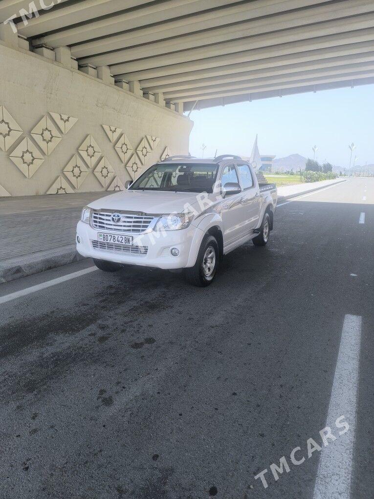 Toyota Hilux 2015 - 420 000 TMT - Туркменбаши - img 4
