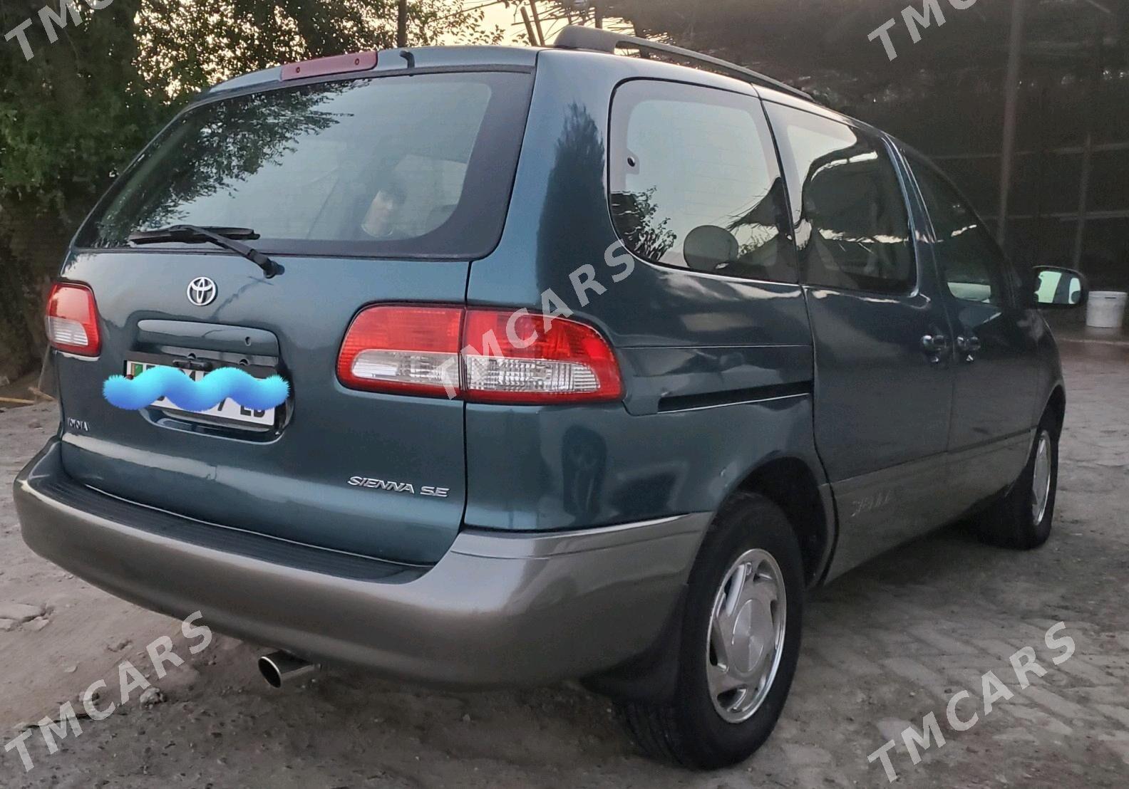 Toyota Sienna 2000 - 150 000 TMT - Керки - img 3